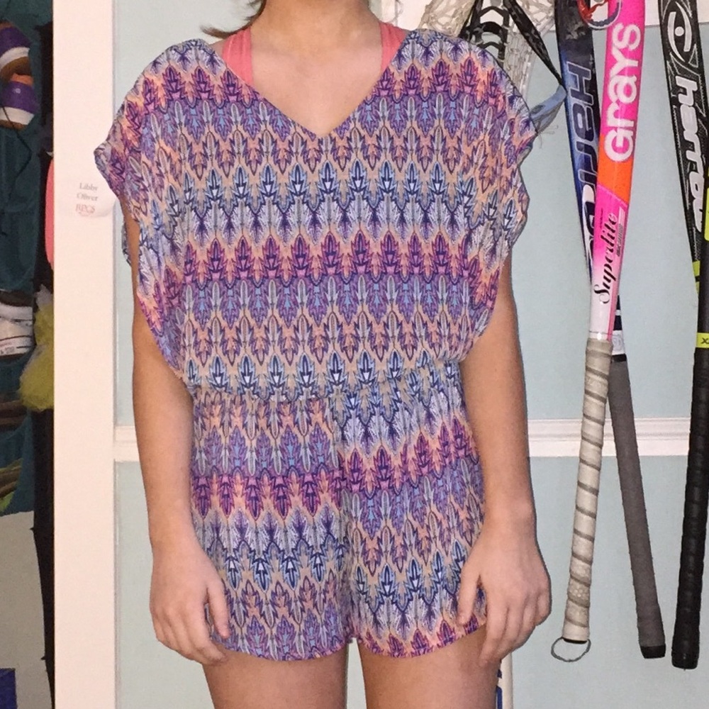 Patterned romper - Picture 2 of 3